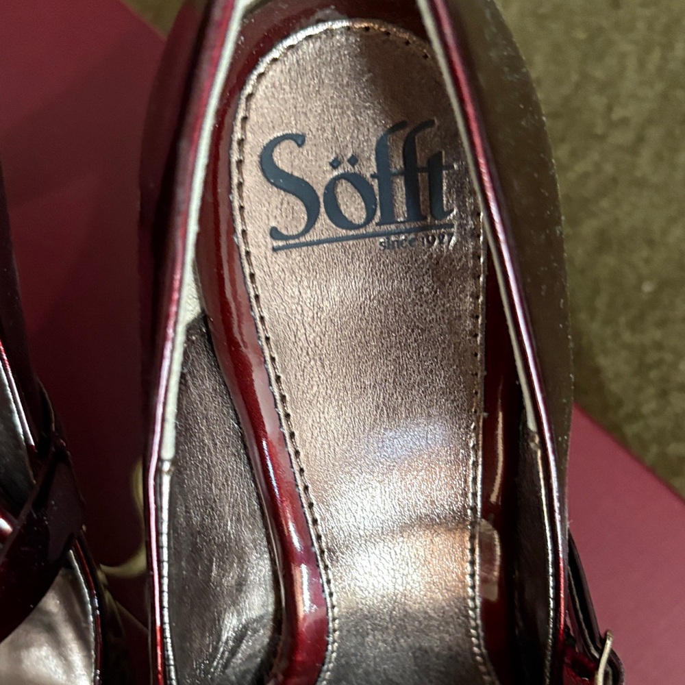 Sofft Burgundy Mary Jane Heels - Picture 2 of 6